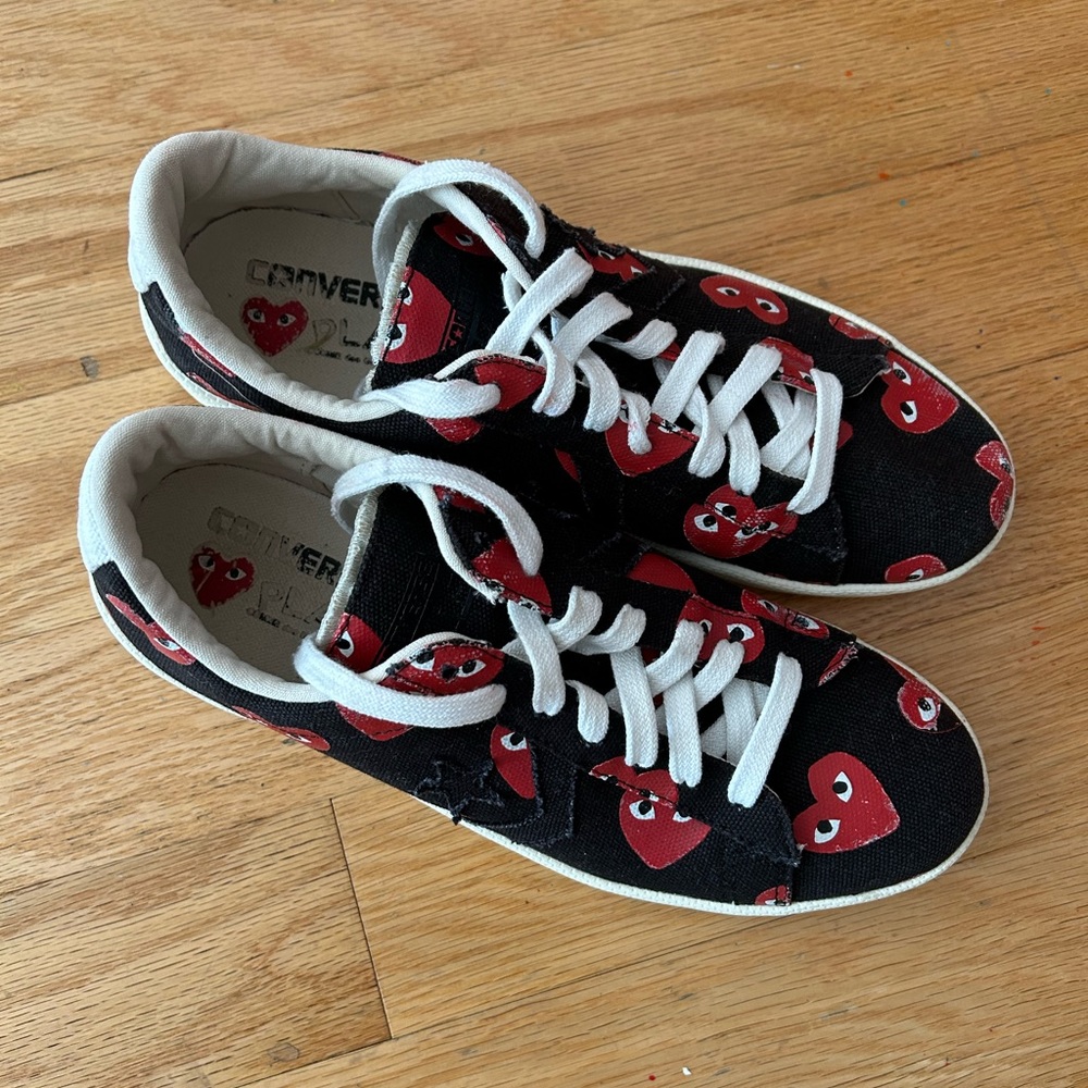 Comme Des Garçons x Converse All Over Hearts UNISEX Sneakers